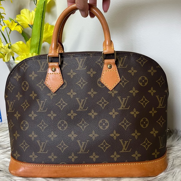 Louis Vuitton Handbags - Alma Pm in Monogram